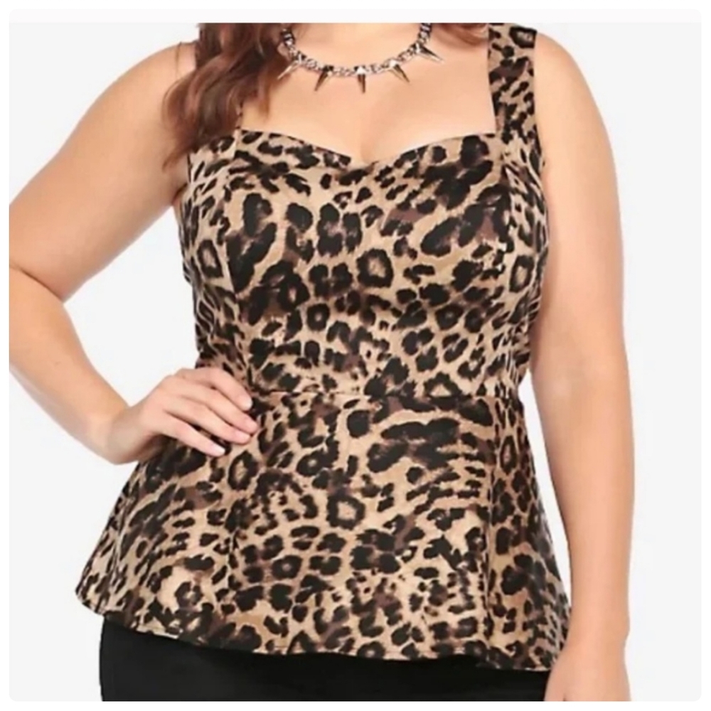 Torrid Leopard Print Sleeveless Back Cut Out Peplum Blouse tank Size 3X 22 24